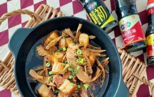教你如何用简单材料制作一道营养美味的午餐（教你如何用简单材料制作一道营养美味的午餐）