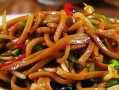 榨菜羊肉氽莜面的制作方法（美味营养的西北特色美食，以羊肉与榨菜为主打，让你一饱口福）