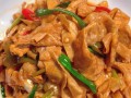猪皮肉渣炒白菜的做法（美味又营养的家常菜）