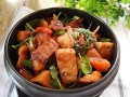 美味健康的鱼腩焖豆腐做法（用优质鱼腩和新鲜豆腐，打造口感鲜美、营养丰富的一道美食）