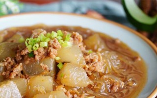 肉末冬瓜的家常做法（清爽营养又美味，快来试试吧！）