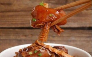 美食天堂之筍干炆咸五花腩（如何烹饪出口感鲜美的筍干炆咸五花腩）