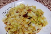 清炒长白菜的制作方法（健康美味的家常菜肴）