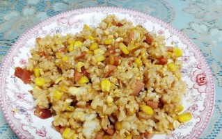 精选食材，教你制作美味鲜人参冬菇玉米炒饭（让你的味蕾享受高级炒饭的美味）