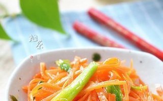蒜苗红烧白萝卜的做法（家庭美食推荐，轻松学会红烧白萝卜的做法）