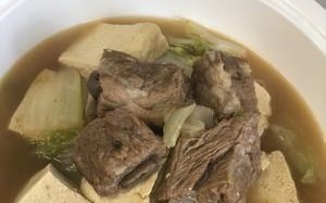 美味又健康的羊肉冻豆腐（家庭健康餐桌的最佳选择）