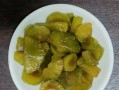 营养美味的咸蛋菜心粥（用心煮出的健康佳肴，细品舌尖的幸福味蕾）