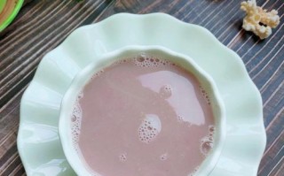 自制红枣豆浆奶昔的做法（健康美味的营养饮品）