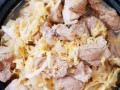 酸菜羊肉的美味做法（用传统秘籍炖出香醇口感）