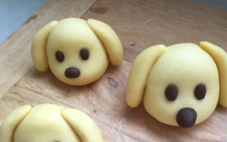 小黄帽馒头的制作方法（如何在家制作口感柔软的小黄帽馒头）