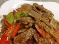 香煎五花肉炒猪肝（传统家常菜谱，美味可口的佳肴）