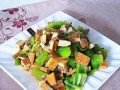 美食分享-肉末毛豆炒香干（健康营养又美味，家庭小炒必备！）