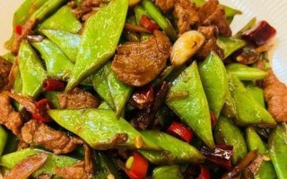 猪肉焖扁豆的秘制做法（家常菜谱，美味可口）
