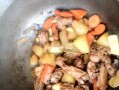鸭肉焖胡萝卜，美味健康的菜肴制作（享受健康生活，尝试鸭肉焖胡萝卜）