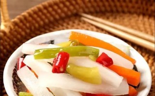 酸甜水萝卜，清凉解暑的美味（15种让你爱不释口的酸甜水萝卜做法）