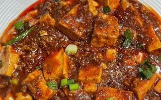 食神豆腐，让你一饱口福（搭配经典食材，做出美味佳肴）