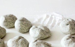教你制作美味可口的桑叶馒头（以桑叶为原料，制作营养丰富的馒头，口感细腻，口味独特）