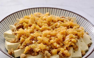 肉末榨菜蒸豆腐的制作方法（用榨菜提升豆腐味道的诀窍）