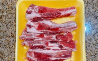 五香椒盐酥黄豆的制作方法（香脆可口，健康美味）
