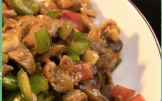 野山椒炒鸡胗（尝鲜必点！野山椒与鸡胗的完美结合）