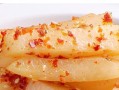 一道清爽可口的爽口脆萝卜小吃（以脆萝卜为主材料，打造美味小食）