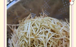 美味猪肉南瓜煎饺的制作方法（用新鲜食材制作，口感香脆可口）