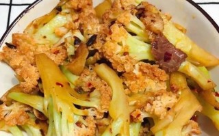 五花肉菜花香锅的制作方法（中式美食，五味俱全）
