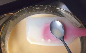 以西瓜汁蛋挞为主角的清爽夏日甜点（让味蕾在西瓜汁的清凉中舞动——西瓜汁蛋挞的制作方法与细节）