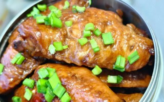 土豆炖茄子干，家常美食好滋味（土豆、茄子干、红枣，健康味蕾享受）