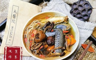 以太子参乌鸡汤的做法（滋补身体，驱寒暖胃，适宜秋冬季节食用的佳品）