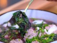 手把手教你做苋菜鲜肉包（学会做这道美食，让你的味蕾大开）