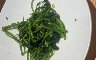 素炒番薯叶的做法（用番薯叶做一道素菜，营养美味又健康）