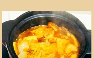 五花肉炖豆腐的家常做法（香气扑鼻，滋味鲜美的美食大杀器）