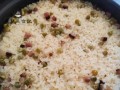 豌豆腊味糯米饭的制作方法（口感独特，营养丰富，传统美食的再创新）
