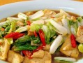 小河虾烧白菜的做法（简单易学的小河虾烧白菜菜谱）