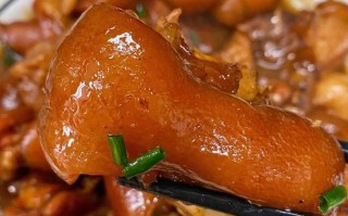 无酱油红烧猪蹄的做法（香气浓郁，口感爽滑的美味佳肴）