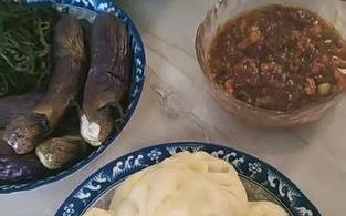 香喷喷猪肉豆角包子（家常制作，美味不容错过！）