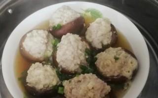 美味健康的香菇蒸肉丸（营养丰富，口感鲜美，家庭必备）