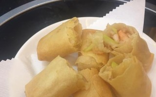 越南鲜虾春卷的制作方法（用新鲜食材制作口感清爽、健康美味的越南鲜虾春卷）