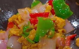 家常下饭菜，土豆茄子丁（简单易做，口感鲜美）