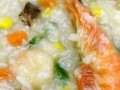 健康美味的蔬菜大虾粥（用清新蔬菜和鲜美大虾，让你在寒冷冬日中也能吃出暖意）