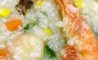 健康美味的蔬菜大虾粥（用清新蔬菜和鲜美大虾，让你在寒冷冬日中也能吃出暖意）