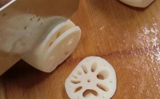 蒸藕夹的制作方法（一道美味的家常小吃）