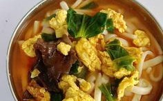 一碗香菇木耳鸡蛋面，滋味浓郁（家常面食新做法，营养丰富，做法简单）