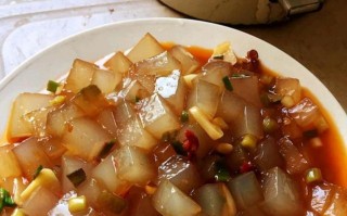 炒凉粉块，美味不容错过！（学习如何炒出口感Q弹的凉粉块）