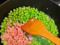 营养美味，豌豆米炒火腿（以豌豆米为主料，烹饪美食，享受味蕾盛宴）
