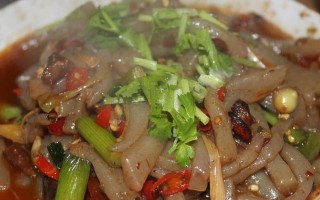 酸辣魔芋鸭，美味佳肴的烹制方法