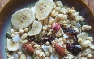健康美味燕麦杏仁球的制作方法（健康人士的必备零食选择）