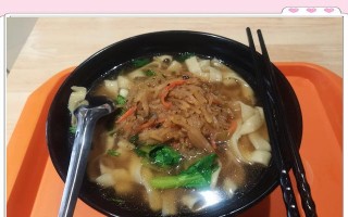 如何制作美味的土豆面块汤（传统美食的健康味道，尽在一碗土豆面块汤）