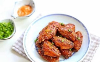 香甜不辣鸡翅的做法（教你制作口感鲜美的烤鸡翅）